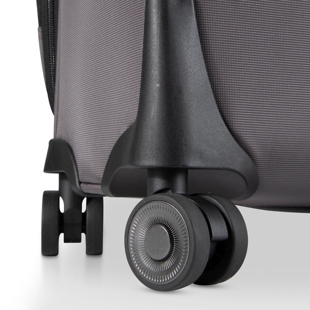 variant:47606537388224 Ricardo Beverly Hills Montecito 3.0 Softside Medium Check-In French Grey