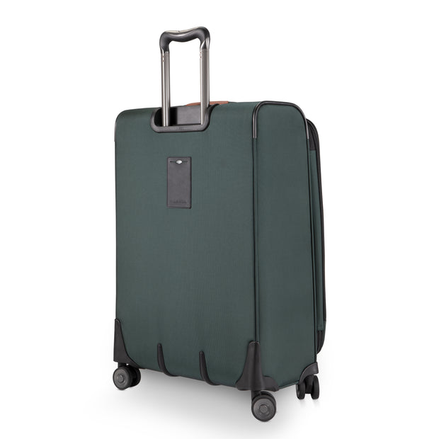 variant:47606537355456 Ricardo Beverly Hills Montecito 3.0 Softside Medium Check-In Hunter Green