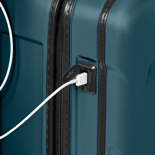 variant:46686438195392 Torq Domestic Carry-On Spinner Ocean